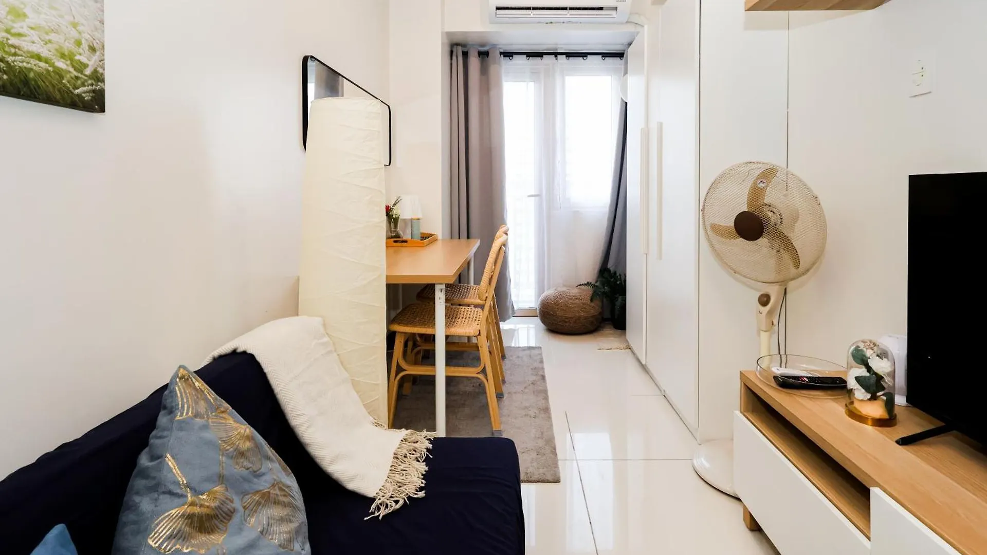 Charlie'S Staycation At Coast Residences Manila