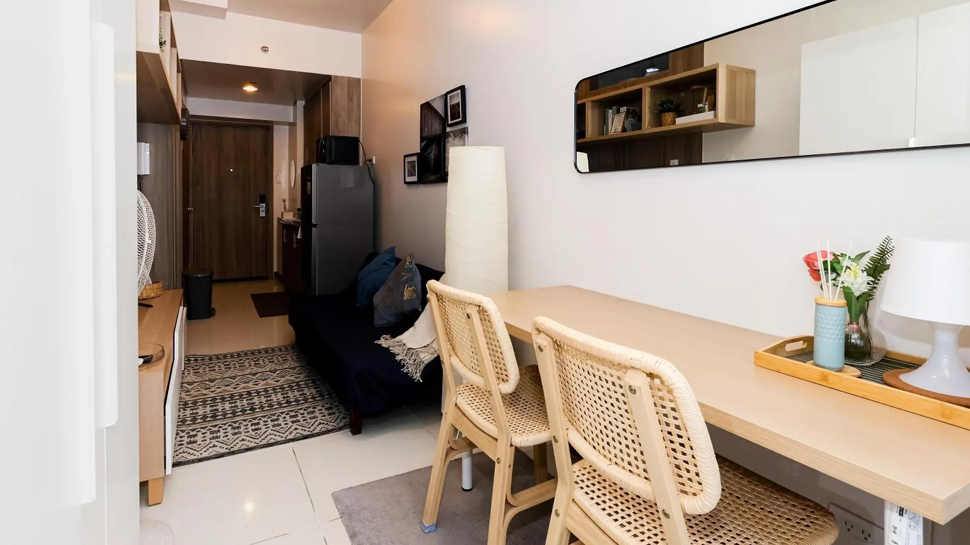 Charlie'S Staycation At Coast Residences Manila